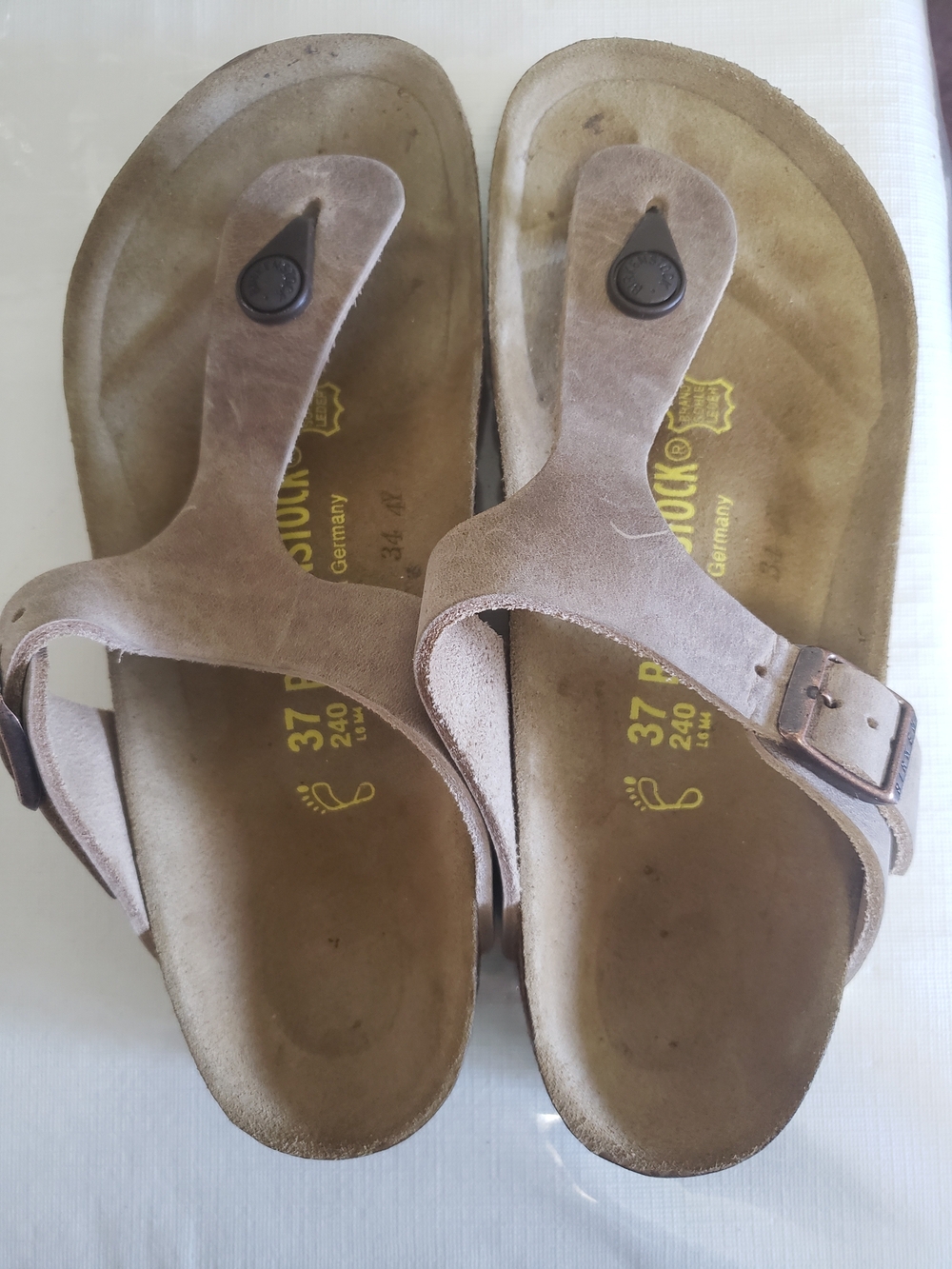 Birkenstock Women's Suede Thong Sandals in Light Taupe